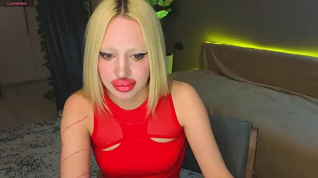 Chat XXX en directo de Luna_Beverly