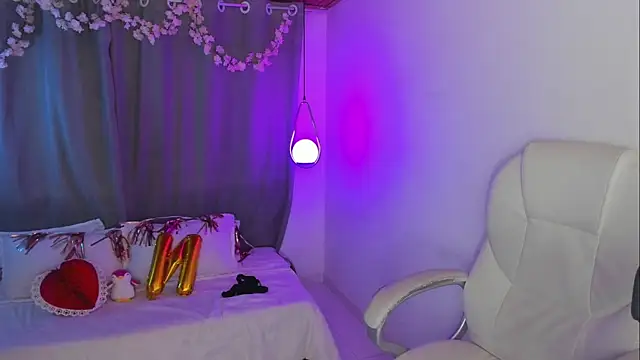 NixieSterling: онлайн-секс-чат