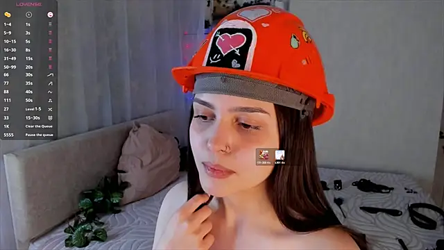 MarianneAuvil élő XXX-chatje