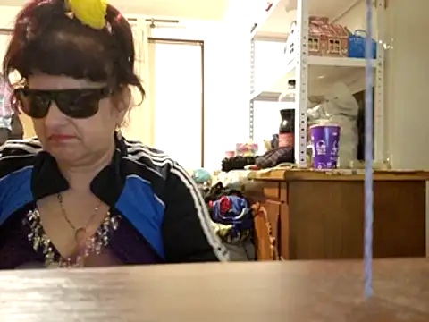 Chat +18 de Samantha_Squirt@xh ao vivo