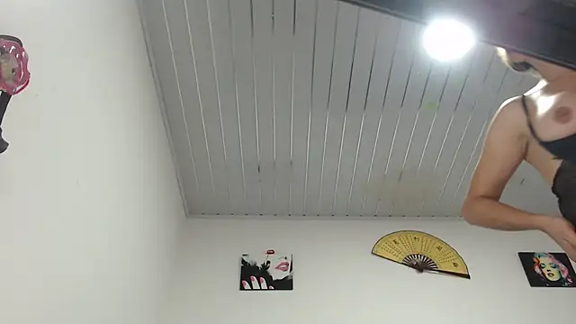 pamelabigcock69 Live XXX Chat