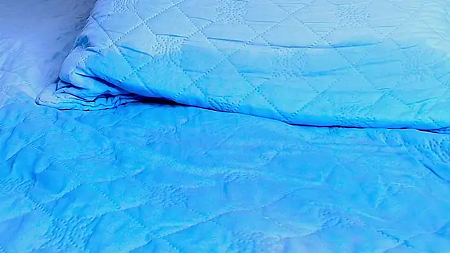 anisha_x élő XXX-chatje