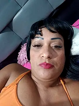 Chat XXX en directo de SabrinaColin