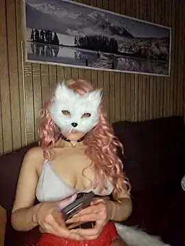 lilianroses 即時 XXX 聊天