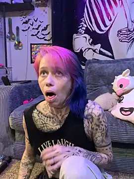 Toxii-: онлайн-секс-чат