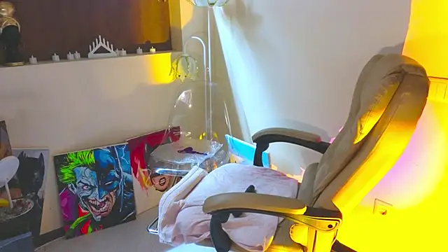 Malika_uAngel 现场XXX聊天