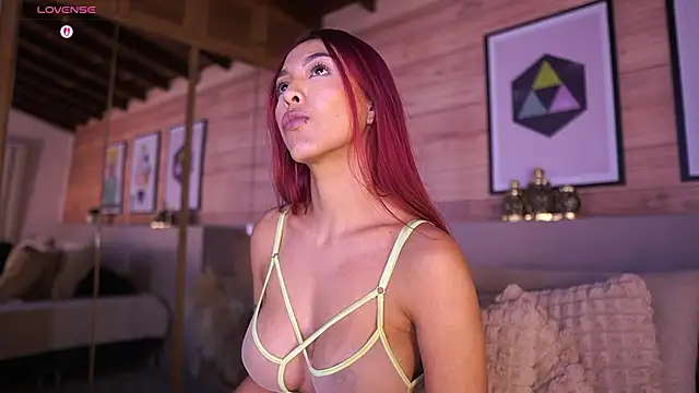 AmmyScott's Live XXX Chat