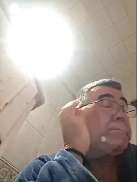 darialmas: онлайн-секс-чат