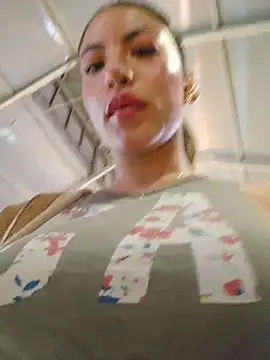 Karen_San_Miguel – Kamerová šou