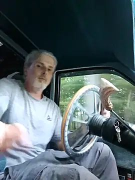 throbbby@xh Show in webcam