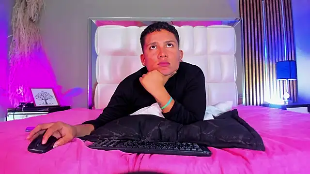 JEICK_JHONSON Show Webcam