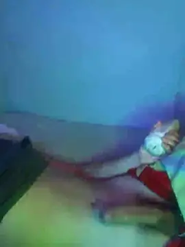 clint_y Show in webcam