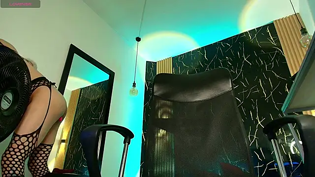 Webkamerová show Bella_salvatore