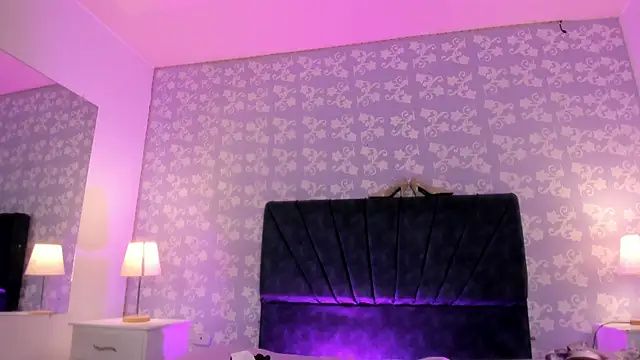 Živý XXX chat SalomeSimonz