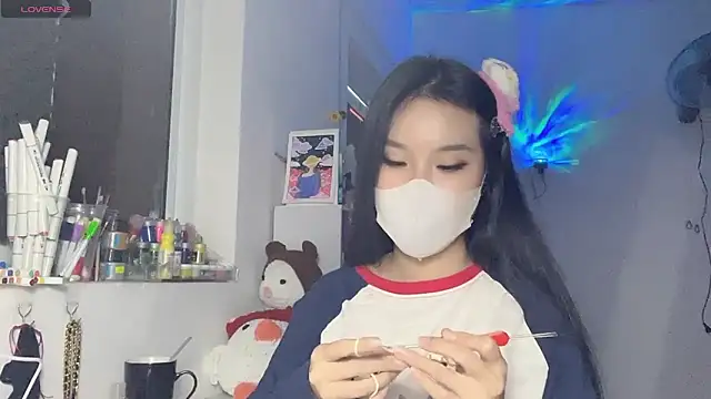 Tieu-May's Live XXX Chat