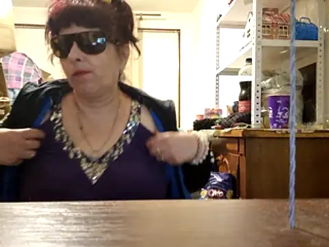 Chatroom XXX en direct de Samantha_Squirt@xh