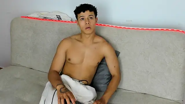 Show modela _Alex_Colton na web-kameri