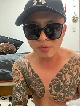 Pokazy przed kamerką – XLJjjjjjjjjjj