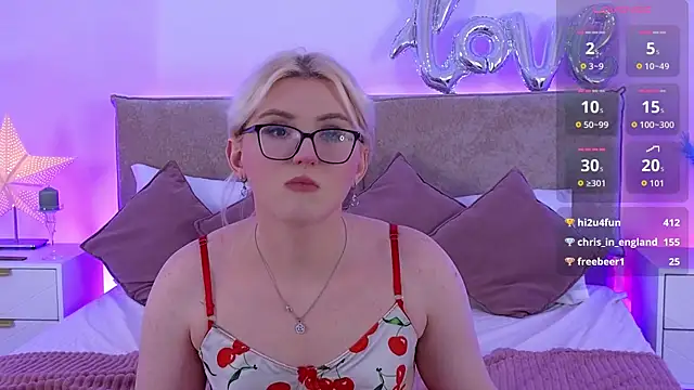 Show modela Jules_night na web-kameri