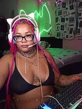 MelFadinha – Naživo XXX chat