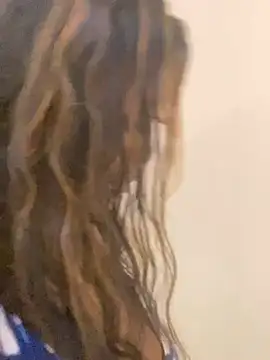 Czat XXX na żywo – Cardiebae89