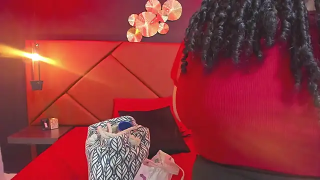 Miley_collinss' Webcam Show