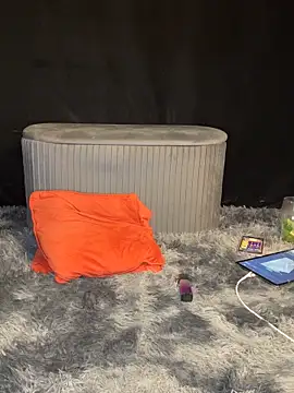 Chat +18 de LadySaraNoir ao vivo