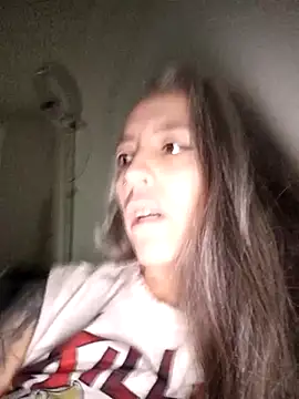 vamporasuccubus19777 现场XXX聊天