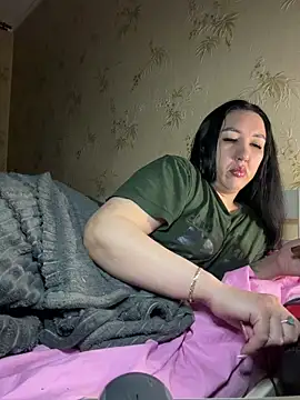 Naughtbaby_2025's Live XXX Chat