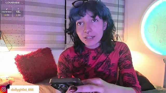 Ghosty_Doll: απευθείας συνομιλία ΧΧΧ