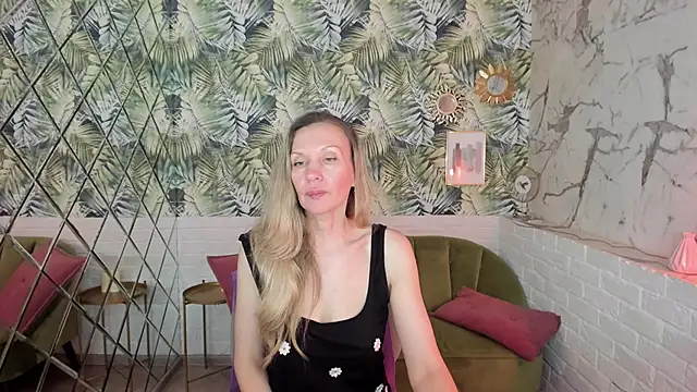 NancyGrace: онлайн-секс-чат