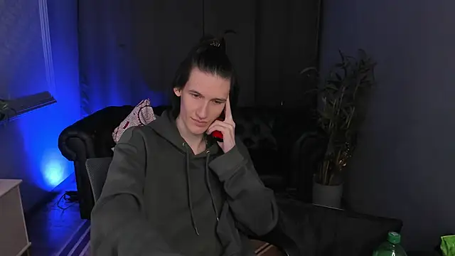 Klaude_Jam's Live XXX Chat