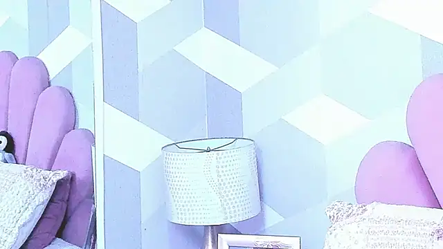 KylieMonnett's Live XXX Chat