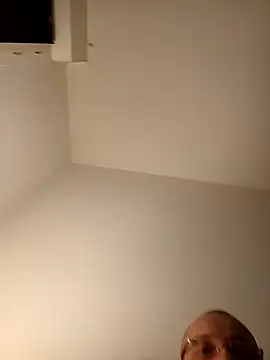 Guitccch Webcam Show