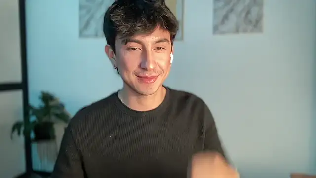 sweettaaron01 webcam show