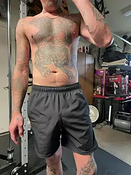 brngitdwn's Webcam Show