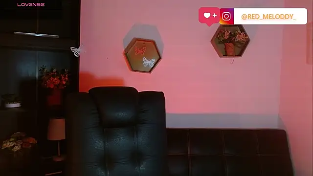 RedMeloddy's Live XXX Chat
