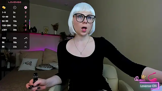 EvaCrosby's Live XXX Chat