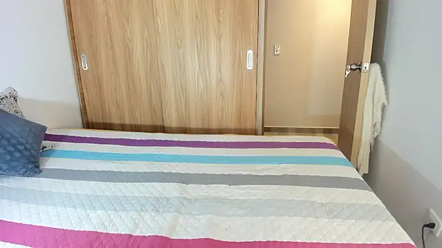 malucam06のライブXXXチャット