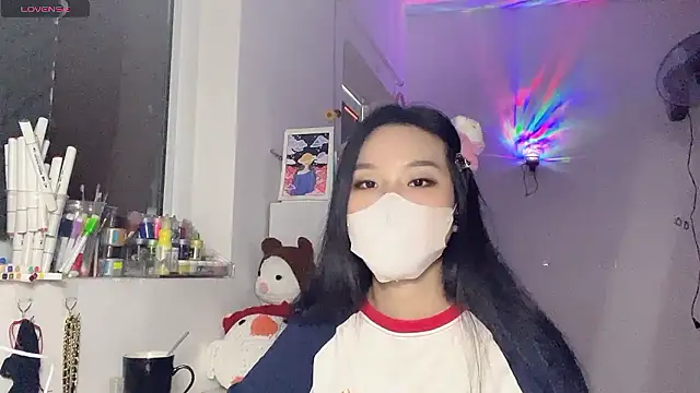 Czat XXX na żywo – Tieu-May