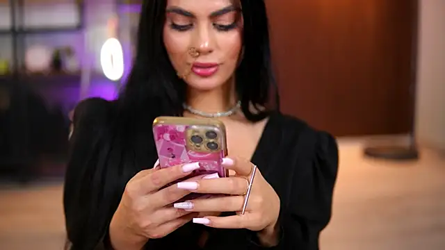 RavennaDArcy's Webcam Show