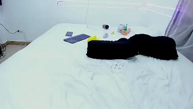 denny_scobar Show in webcam