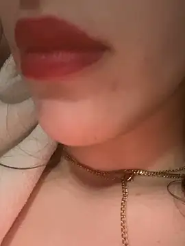 Chatroom XXX en direct de Mimisixo