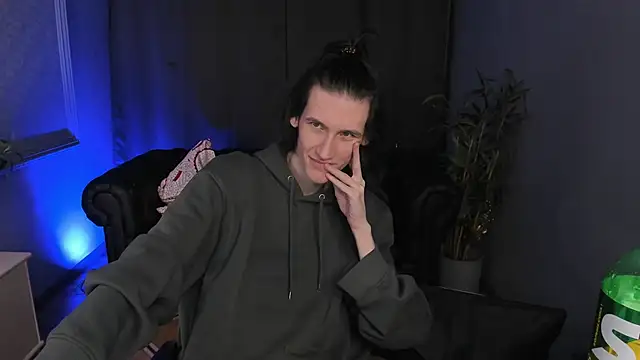 Show modela Klaude_Jam na web-kameri