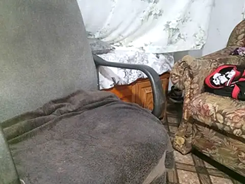 BBC_JoyBoi: διαδ ικτυακό σόου στην κάμερα