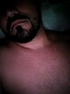 Show modela SurfistaGG na web-kameri