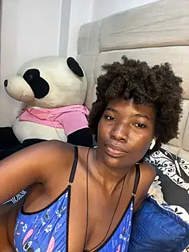 Chat XXX en directo de Tahira_21_