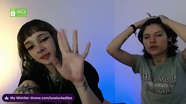 XXX chat uživo modela lovelockedlips