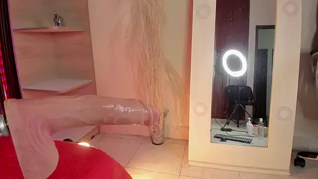 nikkita_dragon_ 在線直播表演