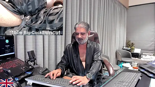 Онлайн чат XXX OnlineBossUK